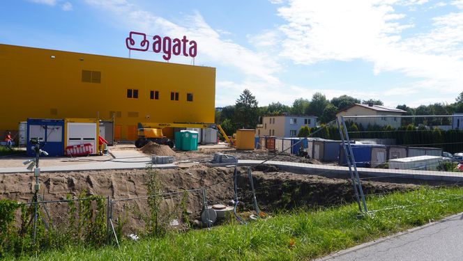 To pierwszy salon tej marki w Olsztynie. Postępują prace na budowie. Kiedy otwarcie?