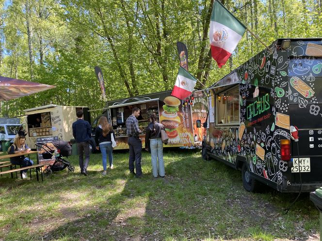 Festiwal Smaków Food Trucków w Olsztynie 2025. Zobacz zdjęcia!