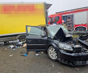 Potężny karambol na Obwodnicy Trójmiasta. Wypadek z udziałem pojazdu znanej firmy kurierskiej