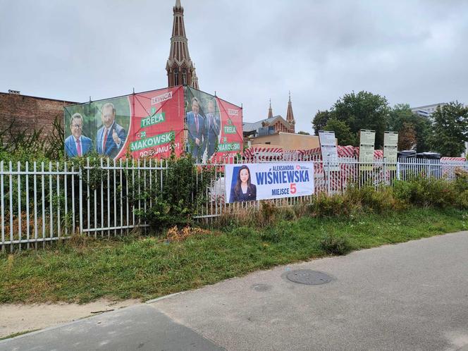 Łódź tonie w plakatach wyborczych. Kto jest odpowiedzialny za ich późniejsze usunięcie?