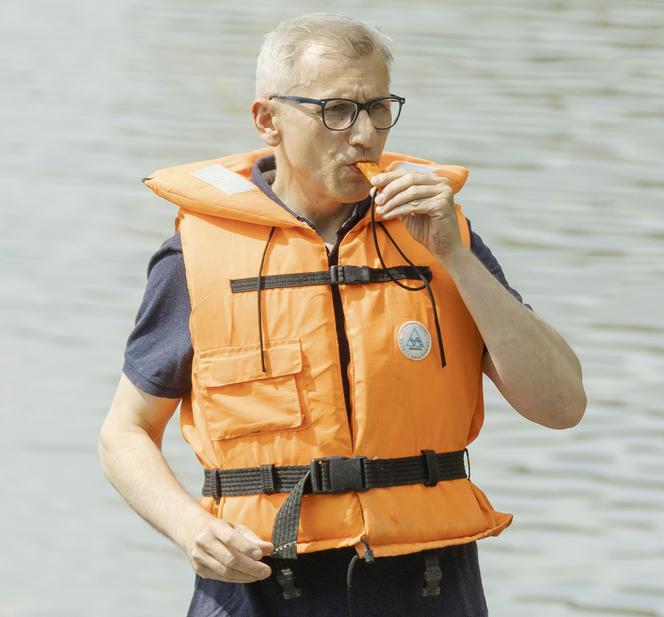 Senator Krzysztof Kwiatkowski relaksuje się na łonie natury