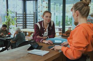 Barwy szczęścia odc. 2696: Renata (Ania Mrozowska), Dominika (Karolina Chapko)