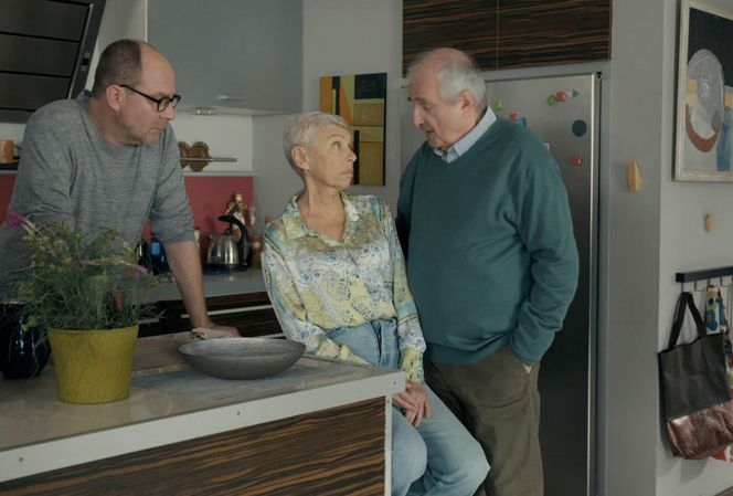 Barwy szczęścia, odcinek 3192: Krystyna (Hanna Bieluszko), Krzysztof Jaworski (Jacek Kałucki), Marek Złoty (Marcin Perchuć)