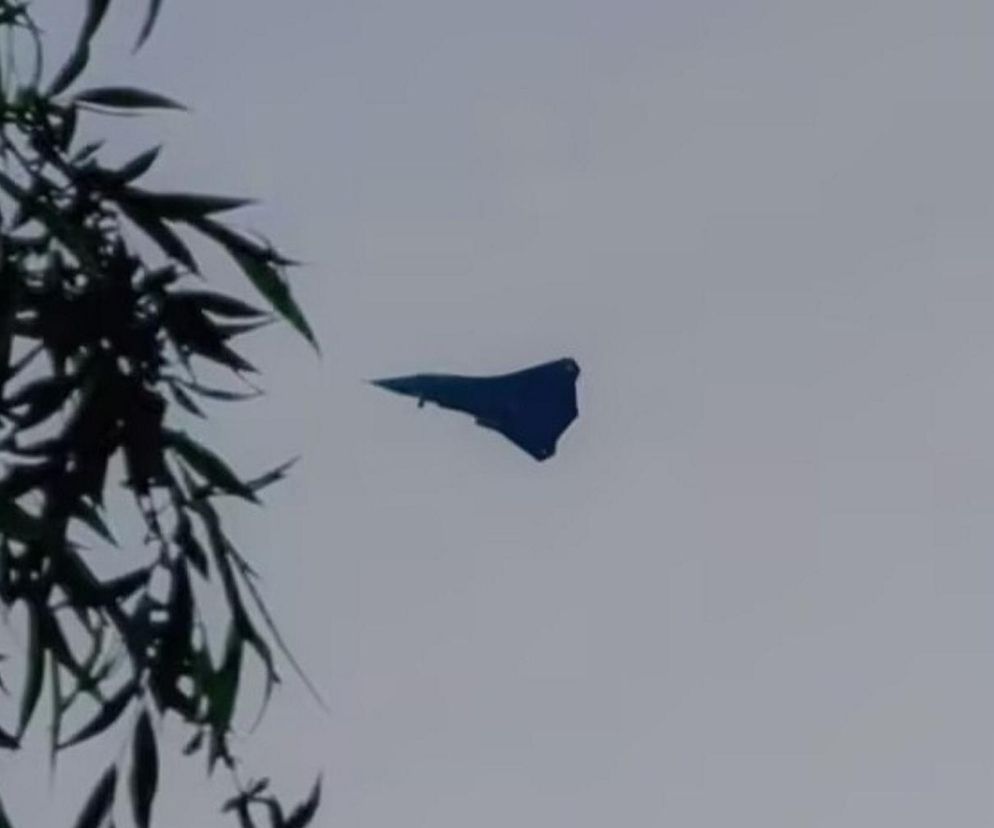 Chiny testują kolejną tajną maszynę stealth. Nowy myśliwiec 6. generacji czy dron bojowy?