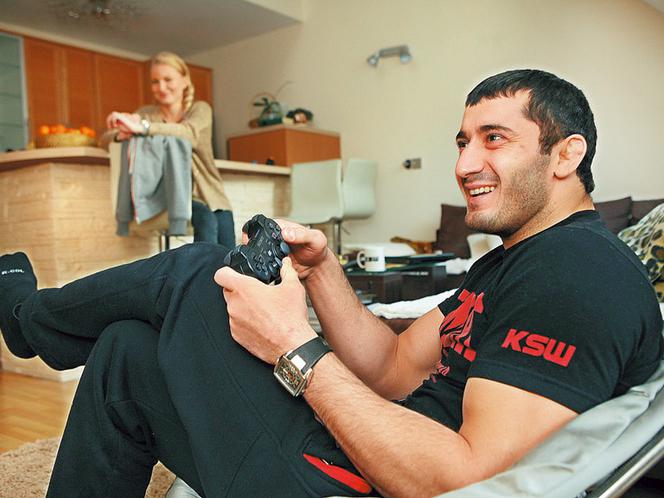 Mamed Khalidov