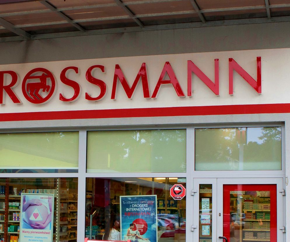 drogeria rossmann szyld