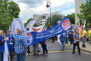 Wielki protest hutników w Warszawie. Czy rząd im pomoże?