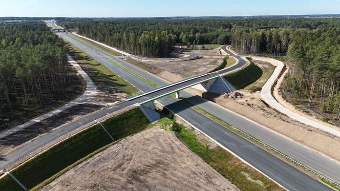 Tak powstaje blisko 16 kilometrów S19 na Podlasiu bez jakiegokolwiek węzła. Zobaczcie zdjęcia! [ZDJĘCIA]
