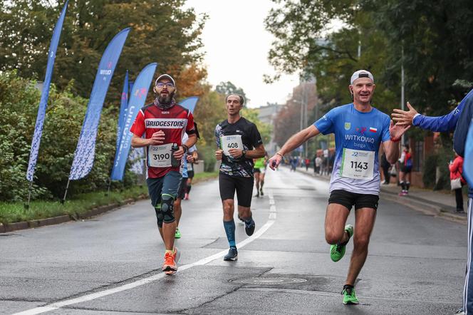 22. Poznań Maraton za nami. Tysiące biegaczy na ulicach Poznania 