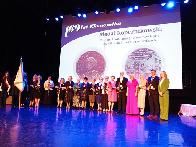 Ekonomik ma już 100 lat