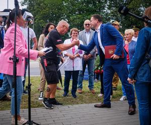 Jurek Owsiak przyjechał do Chorzowa. Oficjalnie otwarto rondo im. Fundacji WOŚP