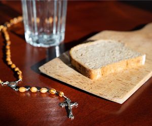 Kiedy w Środę Popielcową można jeść mięso i pić alkohol?