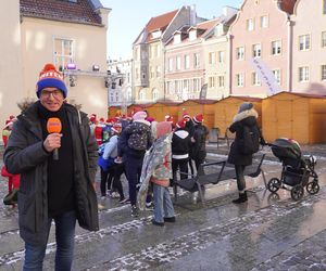 Bieg Mikołajów w Olsztynie. Około 400 osób pobiegło w charytatywnym celu [ZDJĘCIA]