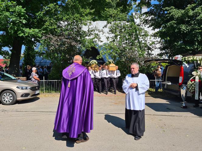Przędzel: Pogrzeb ofiar tragicznego wypadku w Jamnicy.