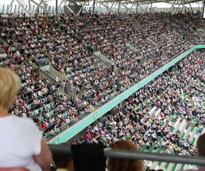 Świadkowie Jehowy na kongresie w Warszawie na stadionie Legii