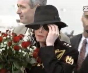 Michael Jackson zmarł 16 lat temu. Gdy odwiedził Polskę, wszyscy wstrzymali oddech. Te zdjęcia zachwycają