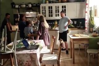 M jak miłość. Wnętrze domu w Grabinie