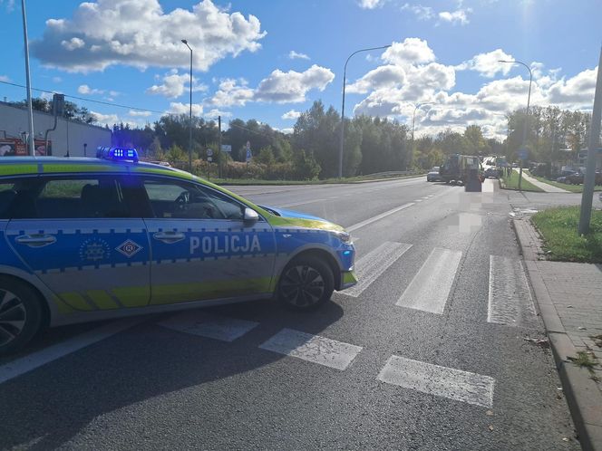 Śmiertelne potrącenie pieszej w Bartoszycach. Droga zablokowana, poważne utrudnienia dla kierowców