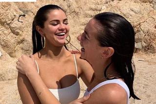 Selena Gomez pozuje w bikini na Instagramie! Tak świętuje ślub przyjaciółki