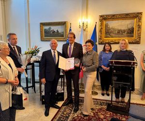 Podwójne oklaski w konsulacie w Chicago. Wręczono nagrody „Wybitnym Polakom”