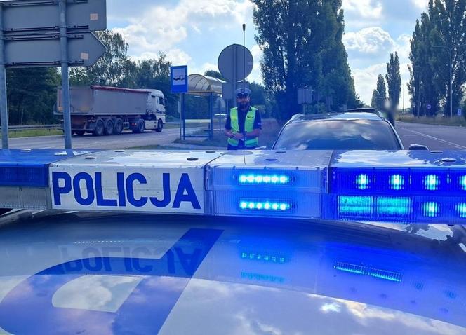 Policjanci z Bierunia śledzą zachowania kierowców na skrzyżowaniach