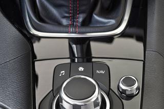 Nowa Mazda 3 sedan 2014