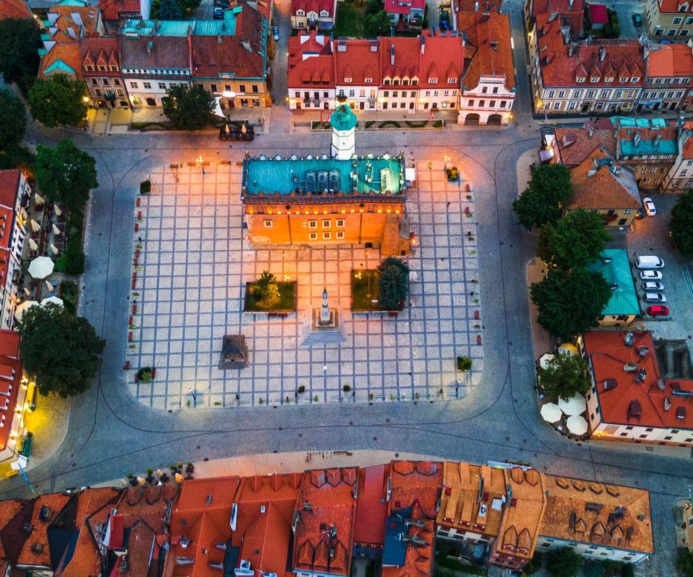 Ojciec Mateusz rozsławił Sandomierz. Zobacz, co warto zobaczyć w tym miasteczku