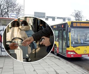 Kobieta zemdlała w czasie kontroli biletu. Gdy się obudziła, w kieszeni znalazła mandat