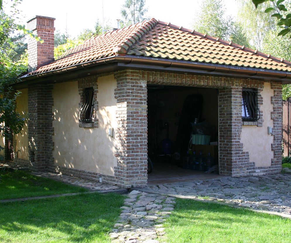 Ile kosztuje dziś garaż wolnostojący? Jak go zbudować zgodnie z prawem?