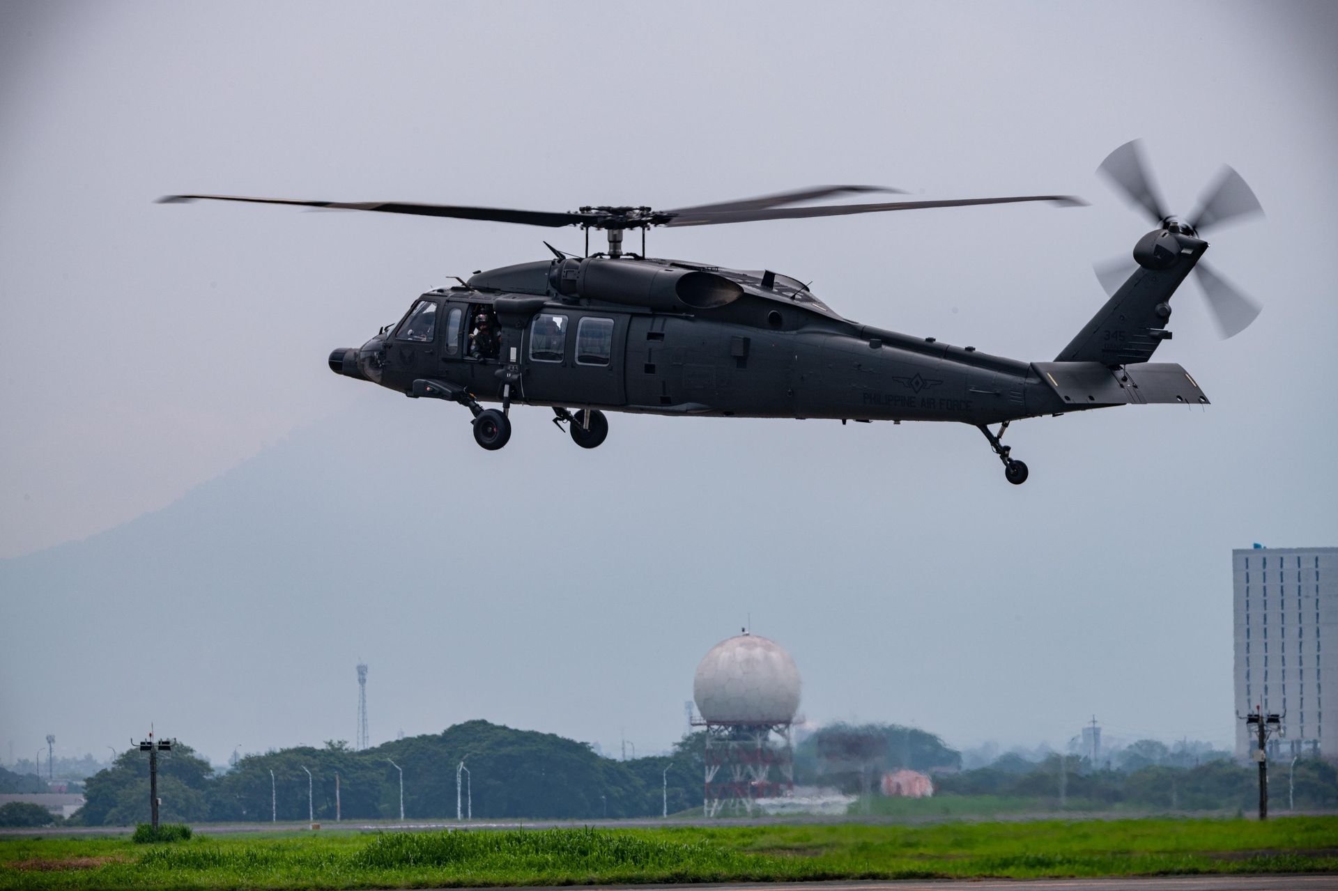  S-70i Black Hawk