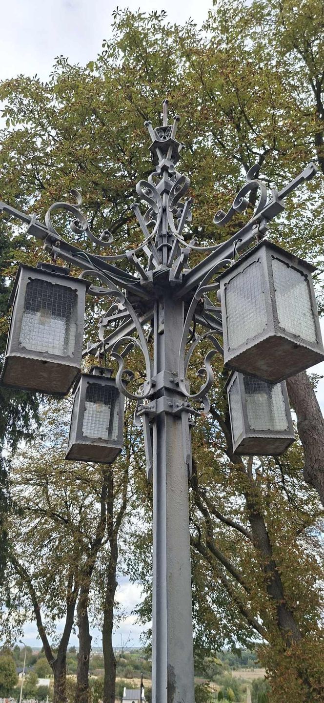 Neogotycki kiosk w Szewnie. Konstrukcja i symbolika