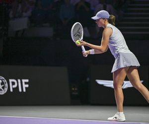 Iga Światek mecz z Jeleną Rybakiną