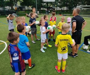 Tęcza zaprzyjaźnia z futbolem młodych mieszkańców Kraśnika. Przed nami kolejne zajęcia