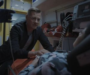 M jak miłość, odcinek 1883. Kinga (Katarzyna Cichopek), Piotrek (Marcin Mroczek)