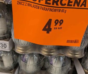 Promocje na Wszystkich Świętych w Biedronce. Wkłady do zniczy gratis