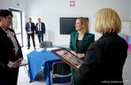 Pierwsza Dama uczciła z uczniami 100 lat od nadania imienia Stefana Batorego Szkole Podstawowej w Liwie