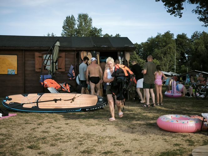 Plaża w Osiecznej w długi sierpniowy weekend