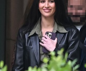 Roxie Węgiel -  tajemniczy fotelik w limuzynie