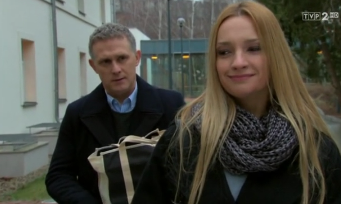 M jak miłość odcinek 1135, Teresa (Dominika Łakomska), Artur Rogowski (Robert Moskwa)