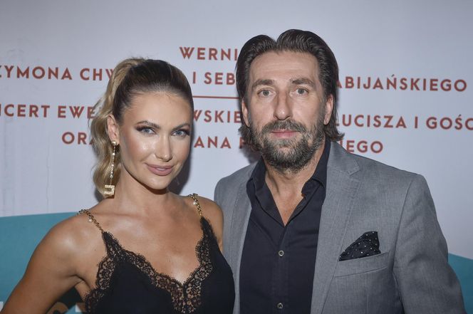 Kim jest Karolina Woźniak? Partnerka Tomasza Iwana to prawdziwa pięknosć. Jak poradziła sobie w "Afryka Express"?