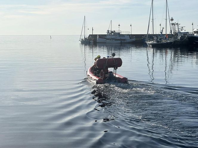 Akcja poszukiwawcza za zaginionym żeglarzem. Znaleziono pusty jacht [ZDJĘCIA]