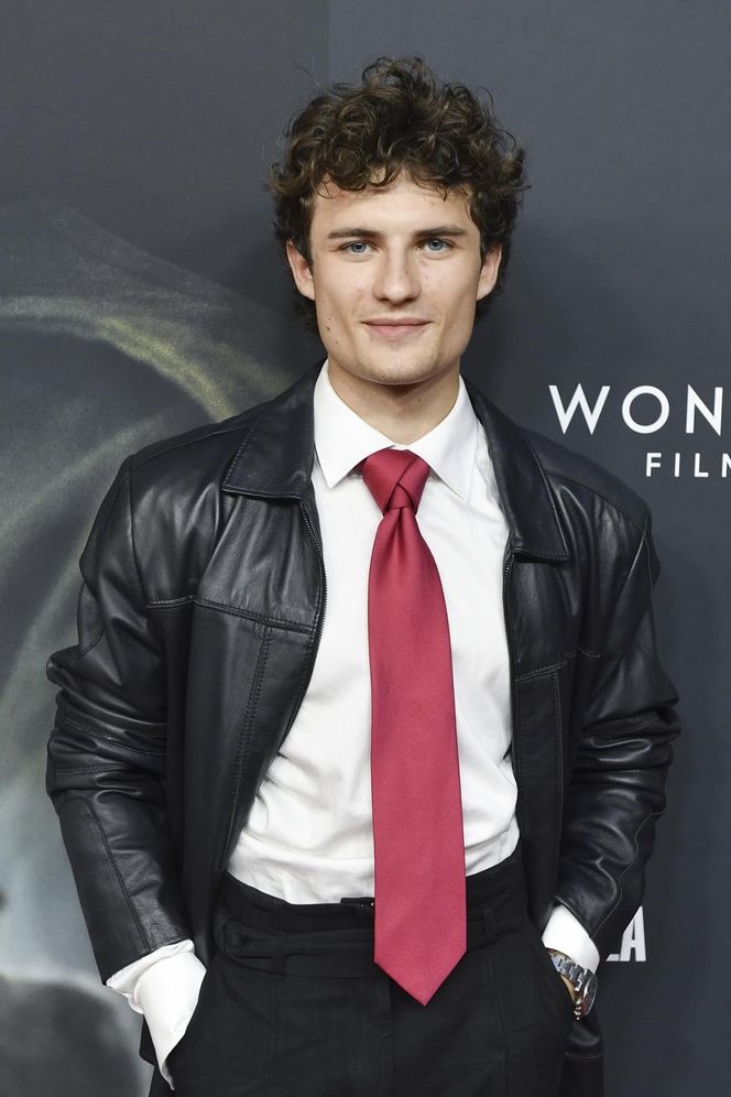 Gwiazdy na premierze filmu "Zamach na papieża" Władysława Pasikowskiego