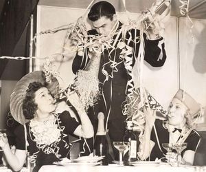 Quiz. Sylwester w PRL-u. Epicka impreza czy totalna klapa? Jaki będzie twój wynik?