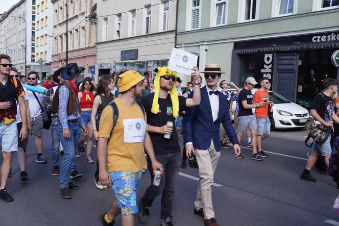 Igry 2024. Barwny korowód studentów przeszedł ulicami Gliwic