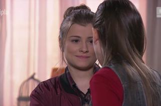 Pierwsza miłość odc. 2305. Melka (Ewa Jakubowicz), Marta (Joanna Jarmołowicz)