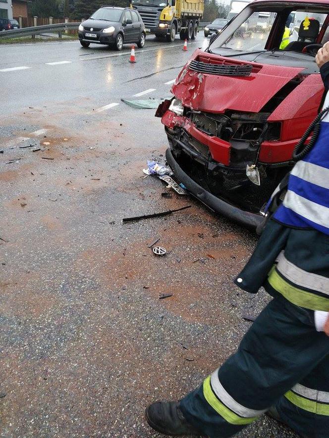 Wypadek w Mogilanach: Utrudnienia dla kierowców na zakopiance [ZDJĘCIA]