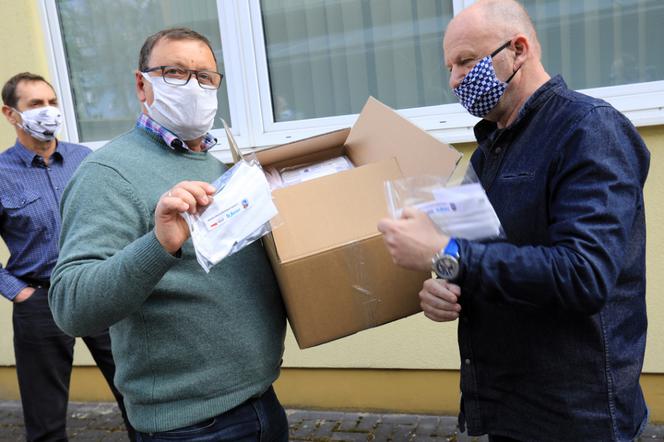 Toruń: 50 tysięcy maseczek dla mieszkańców! Są DARMOWE! 