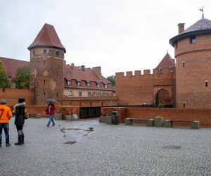 Zamek-legenda imponuje rozmachem. Wewnątrz siedziby Zakonu Szpitala Najświętszej Marii Panny Domu Niemieckiego