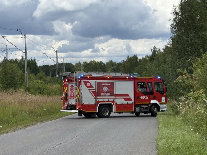 Czołowe zderzenie w Sławkowie. 22-latek zabrany śmigłowcem LPR do szpitala