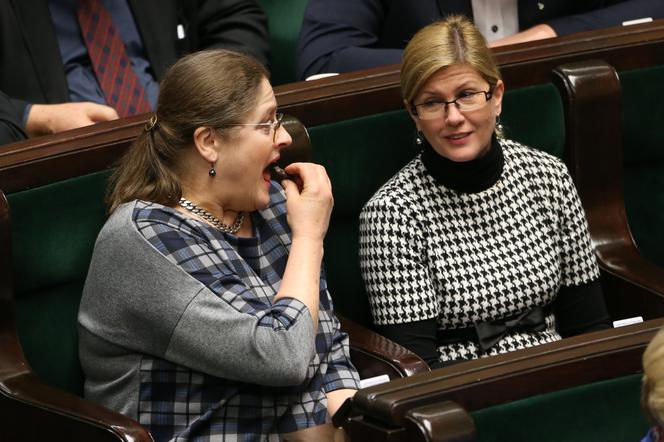 Krystyna Pawłowicz, Monika Olejnik